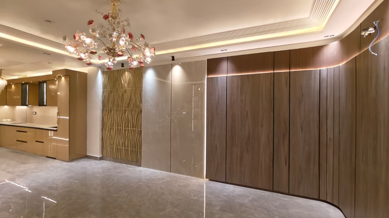 Luxury Semi-Furnished 3 BHK Builder Floor for Sale in Sainik Nagar in Sainik Nagar, New Delhi